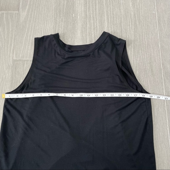 Aritzia Babaton gervasio t-shirt black open cut out drape cross back muscle top - Picture 16 of 16